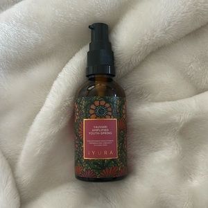 IYURA Yauvari Amplified Youth Spring Oil